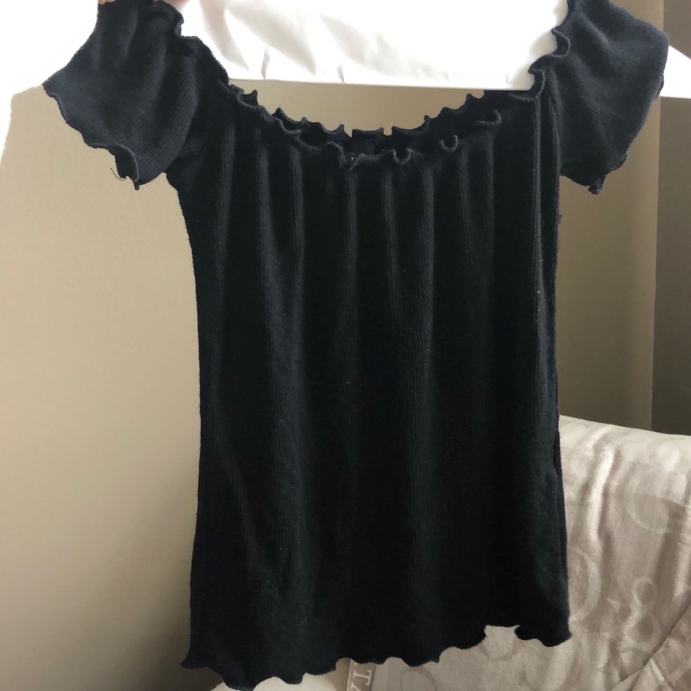 Brandy Melville black top